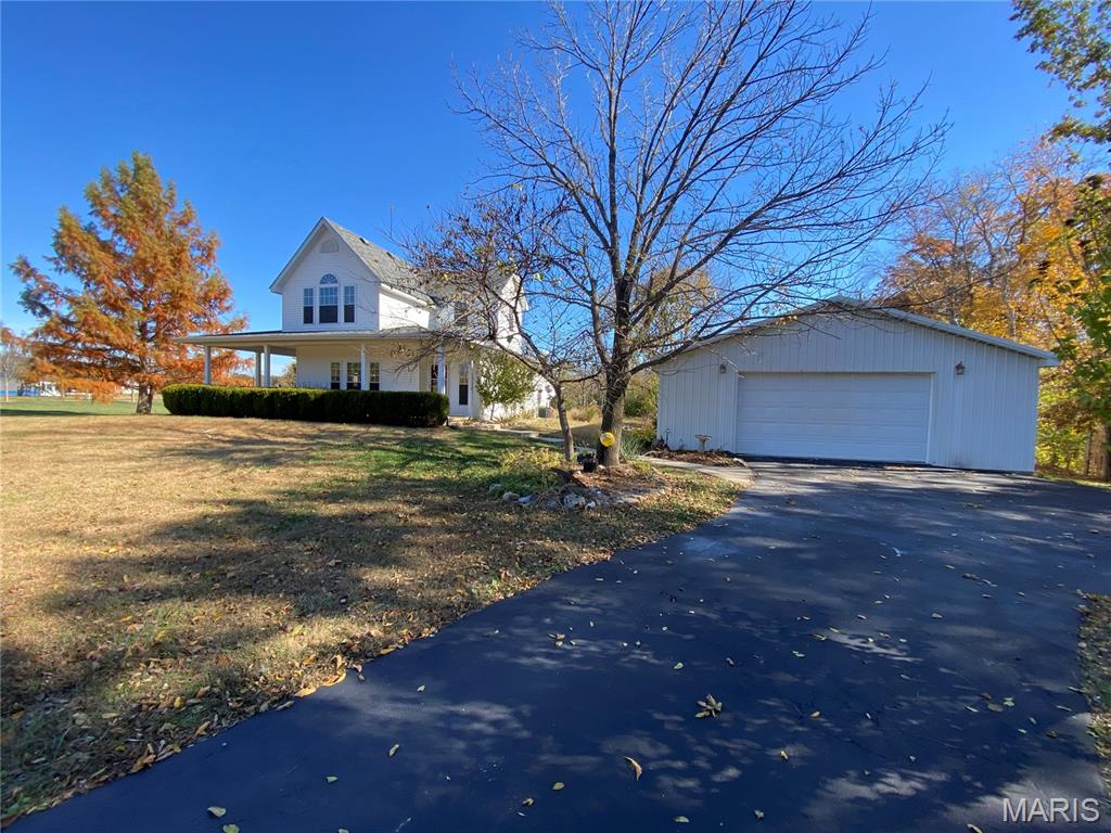 8012 Brickyard Hill Road Worden, IL 62097 - Photo 1 of 29