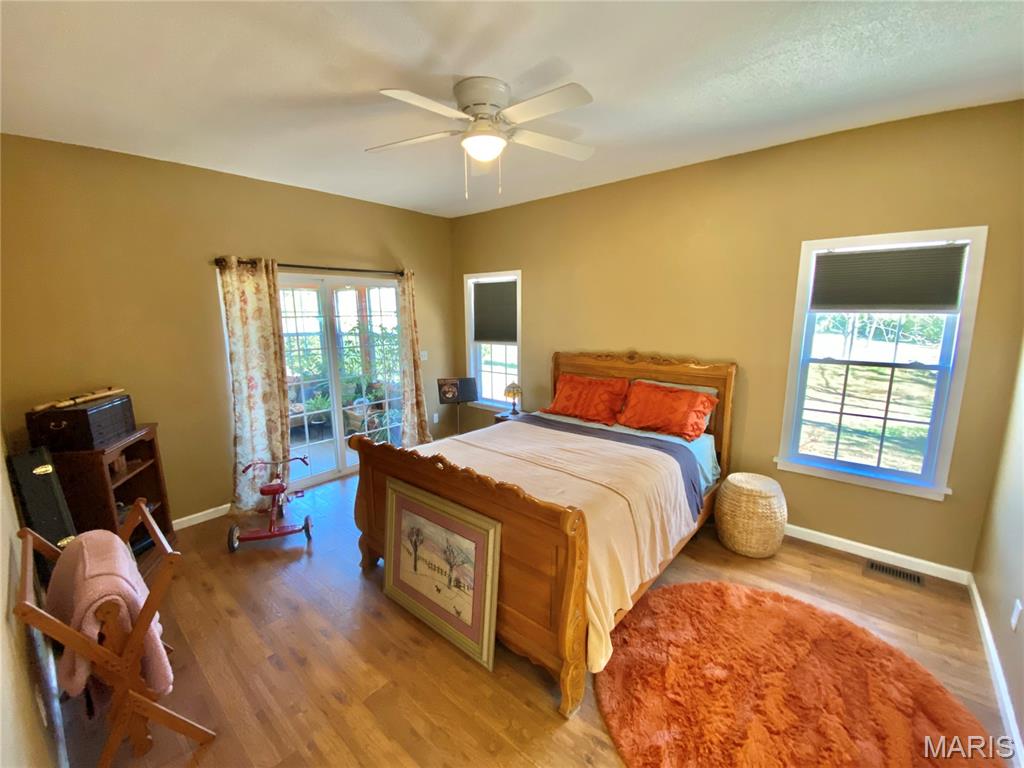 8012 Brickyard Hill Road Worden, IL 62097 - Photo 8 of 29