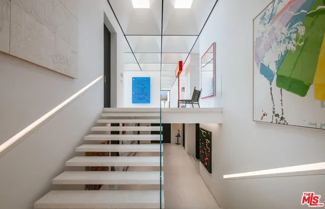 a view of entryway and hall