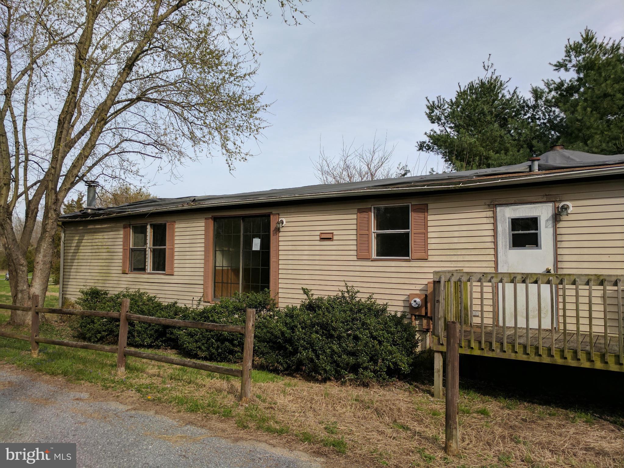 Exterior (Front)