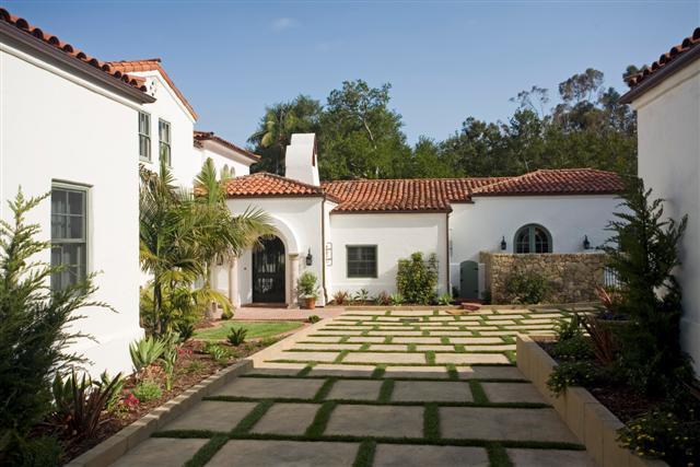 1377 East Valley Road Montecito, CA 93108 - Photo 2 of 16 Courtyard