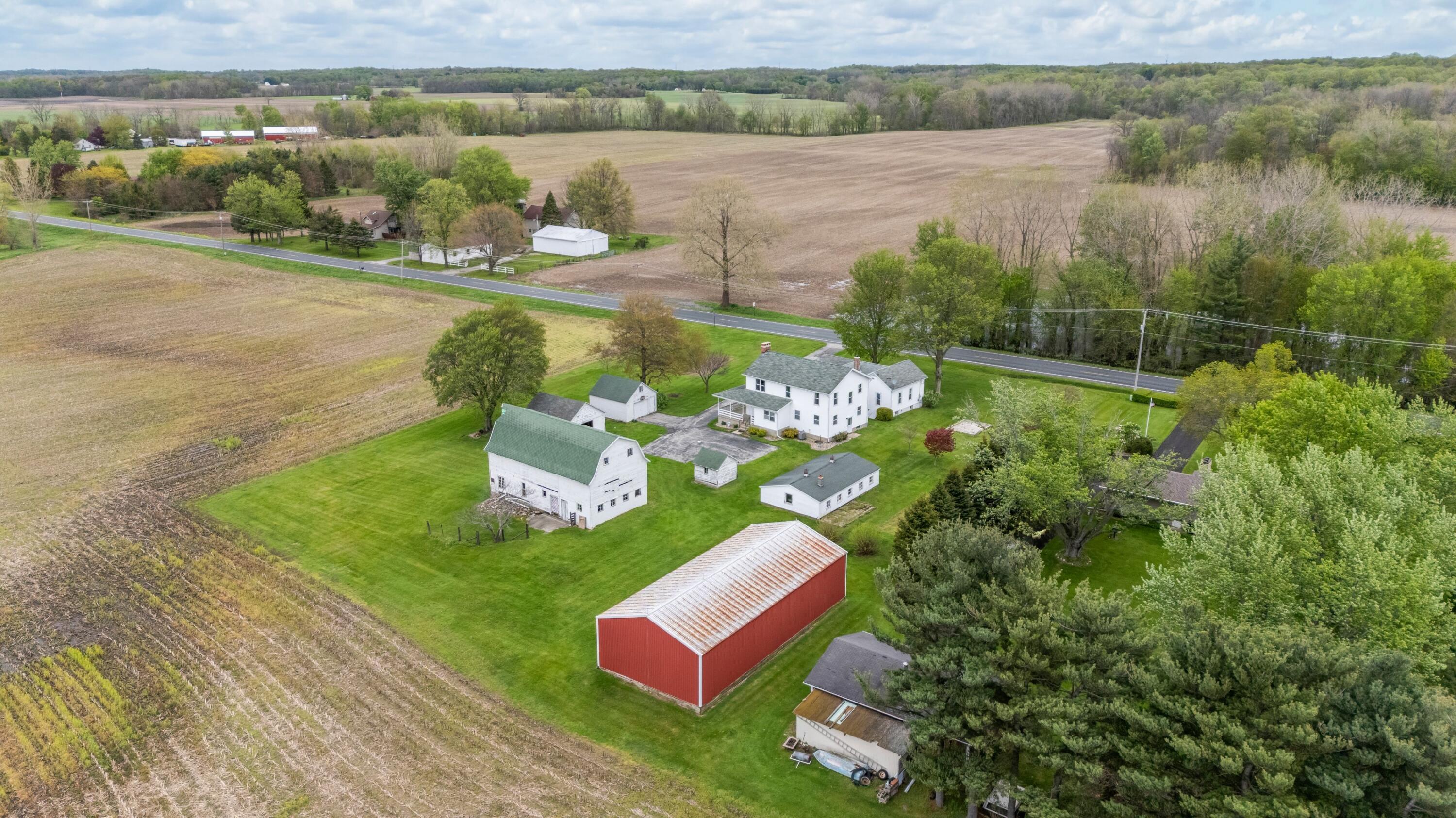 16686 Cleveland Avenue Galien, MI 49113 - Photo 80 of 89 80DJI_20260428225316_0003_D