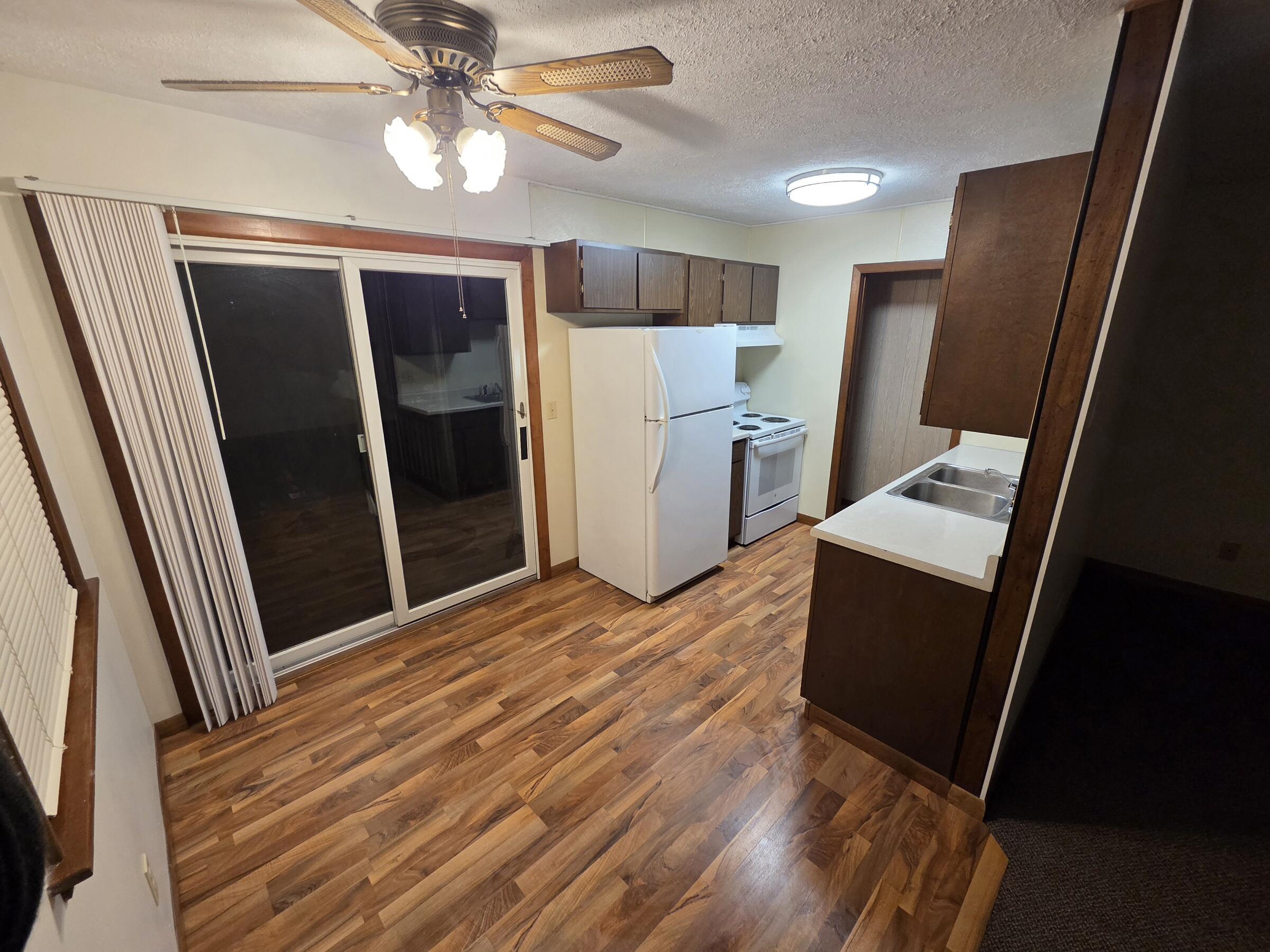 306 West Wilson Street, Unit 1 Hebron, IN 46341 - Photo 2 of 8 2400x1800