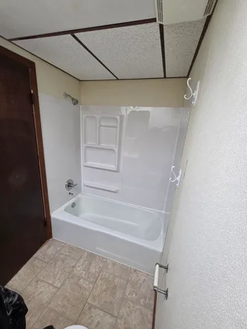 $975 | 306 West Wilson Street, Unit 1, Hebron, IN 46341