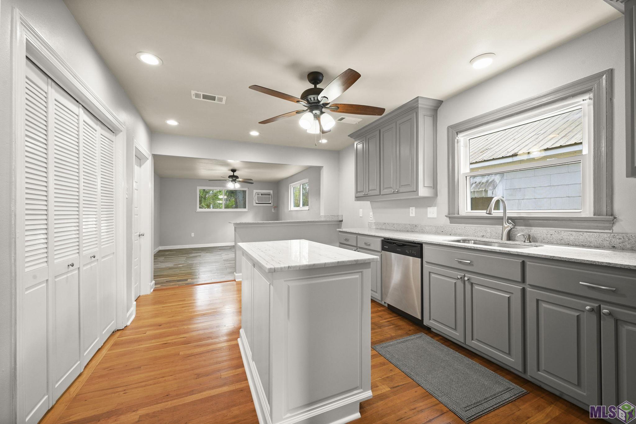 4270 Convention Street Baton Rouge, LA 70806 - Photo 10 of 21