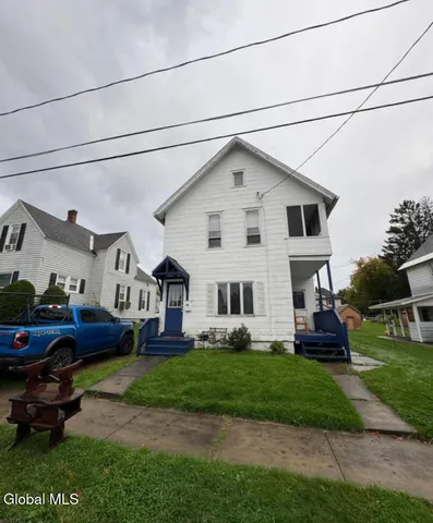$159,900 | 32 Walnut Street, Gloversville, NY 12078