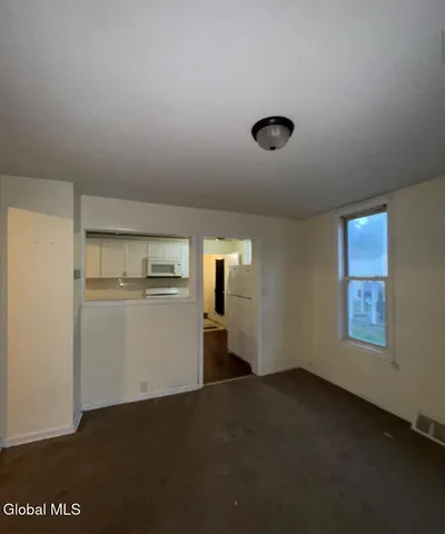 $159,900 | 32 Walnut Street, Gloversville, NY 12078