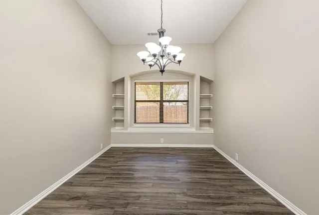 $309,000 | 724 Candle Meadow Boulevard, DeSoto, TX 75115