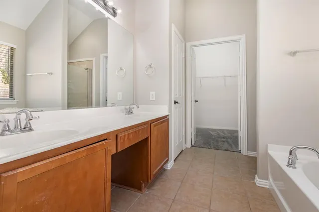 $309,000 | 724 Candle Meadow Boulevard, DeSoto, TX 75115