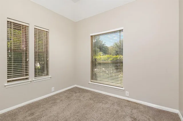 $309,000 | 724 Candle Meadow Boulevard, DeSoto, TX 75115