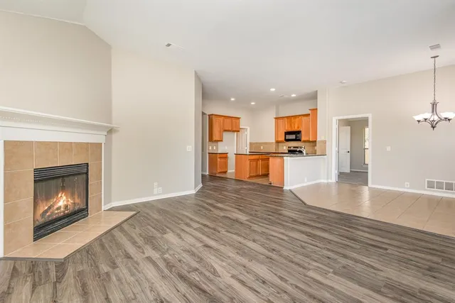 $309,000 | 724 Candle Meadow Boulevard, DeSoto, TX 75115