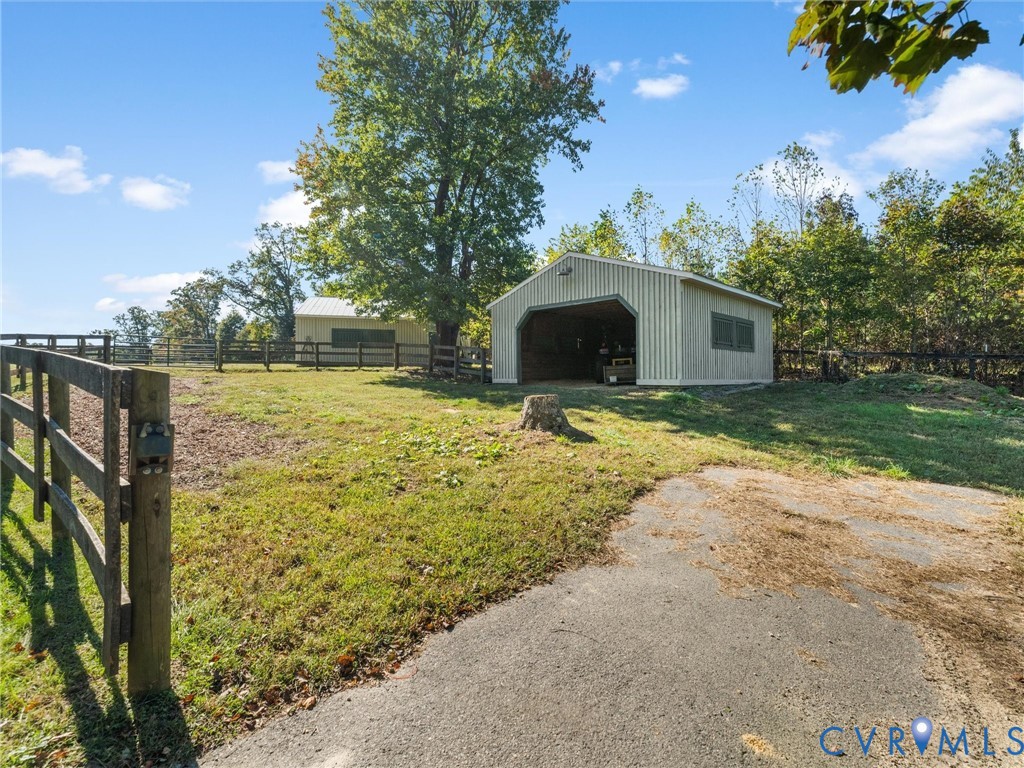 2575 Maidens Road Maidens, VA 23102 - Photo 12 of 50