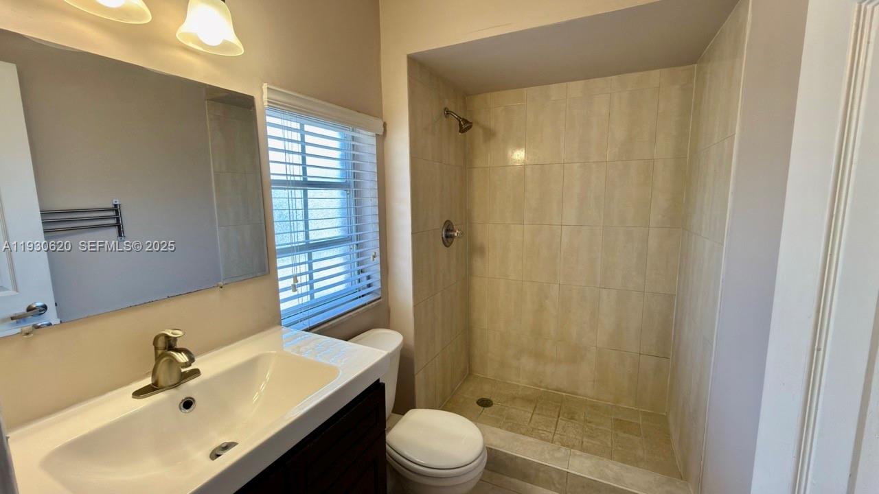 3064 Riverside Drive, Unit 6G Coral Springs, FL 33065 - Photo 14 of 23