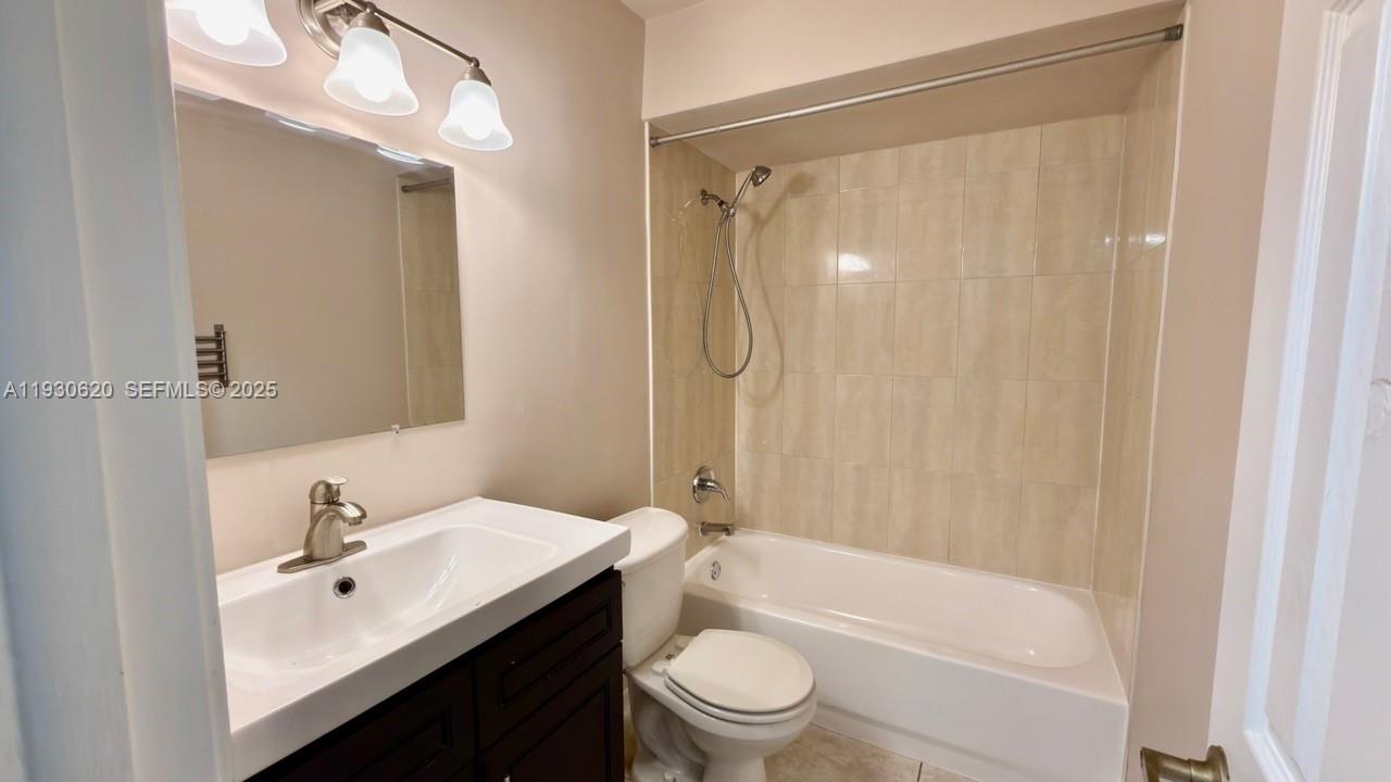 3064 Riverside Drive, Unit 6G Coral Springs, FL 33065 - Photo 17 of 23