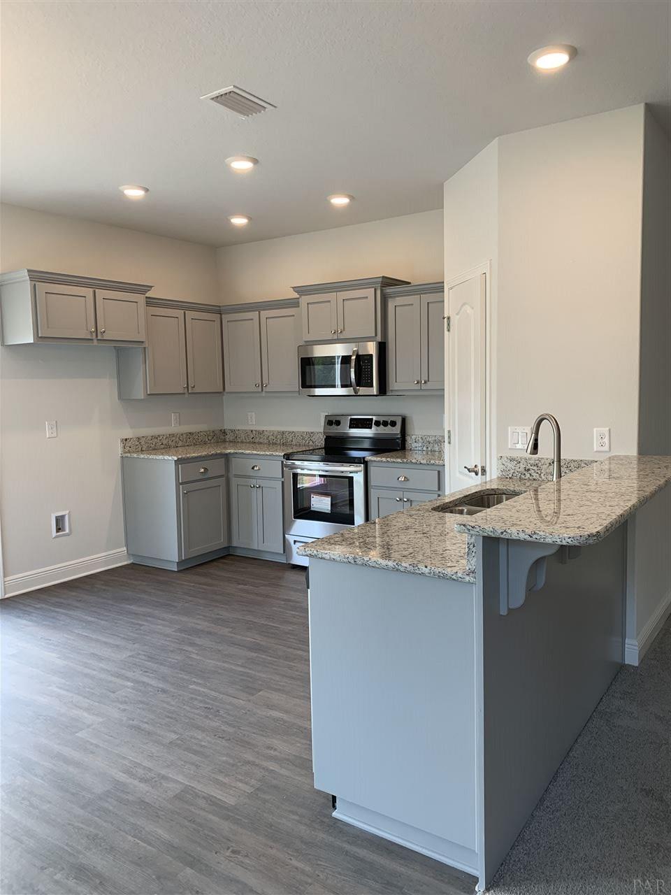 3613 Conley Drive Cantonment, FL 32533 - Photo 4 of 22