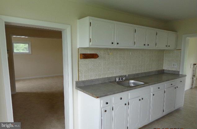7793 Fairplay Road Fairplay, MD 21733 - Photo 8 of 10 Kitchen