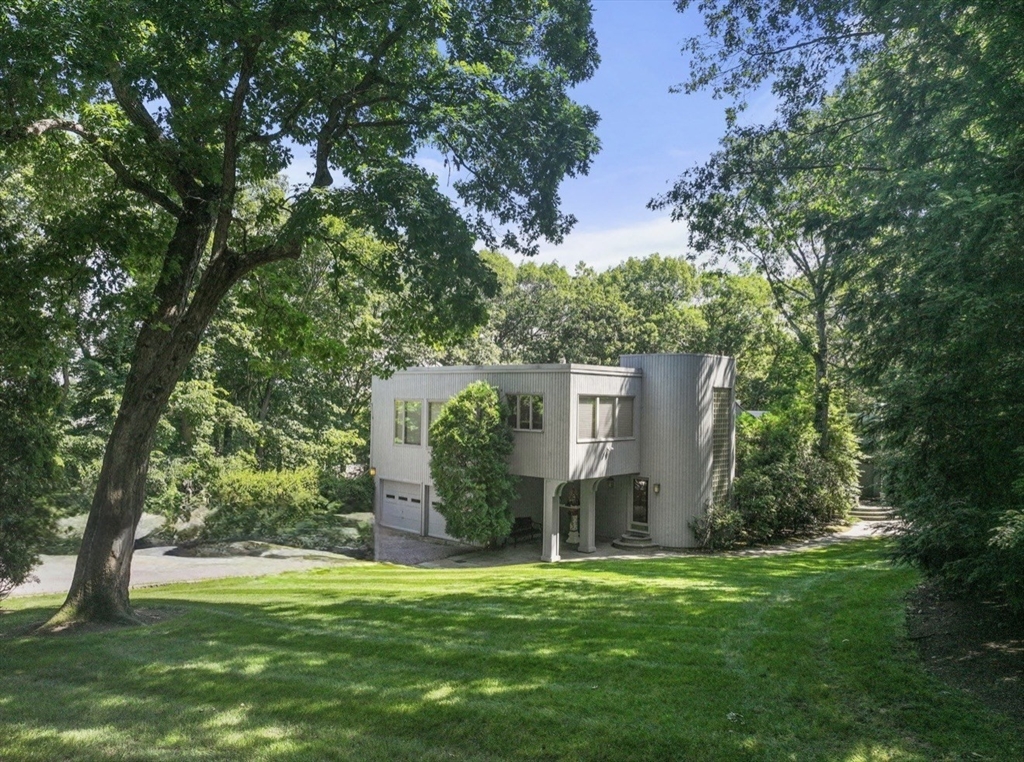 108 Codman Road Brookline, MA 02445 - Photo 1 of 15 Gallery Image 1