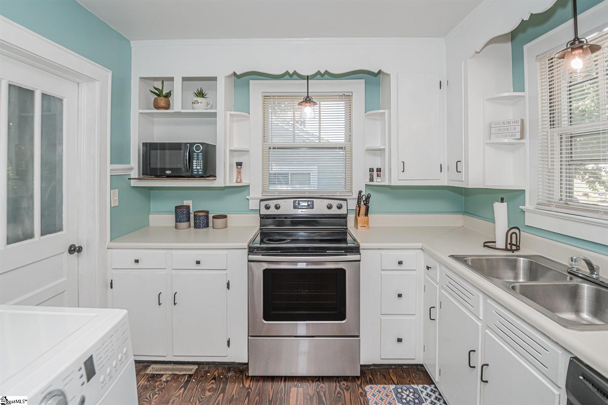 206 Tindal Road Greenville, SC 29617 - Photo 14 of 30 Gallery Image 14