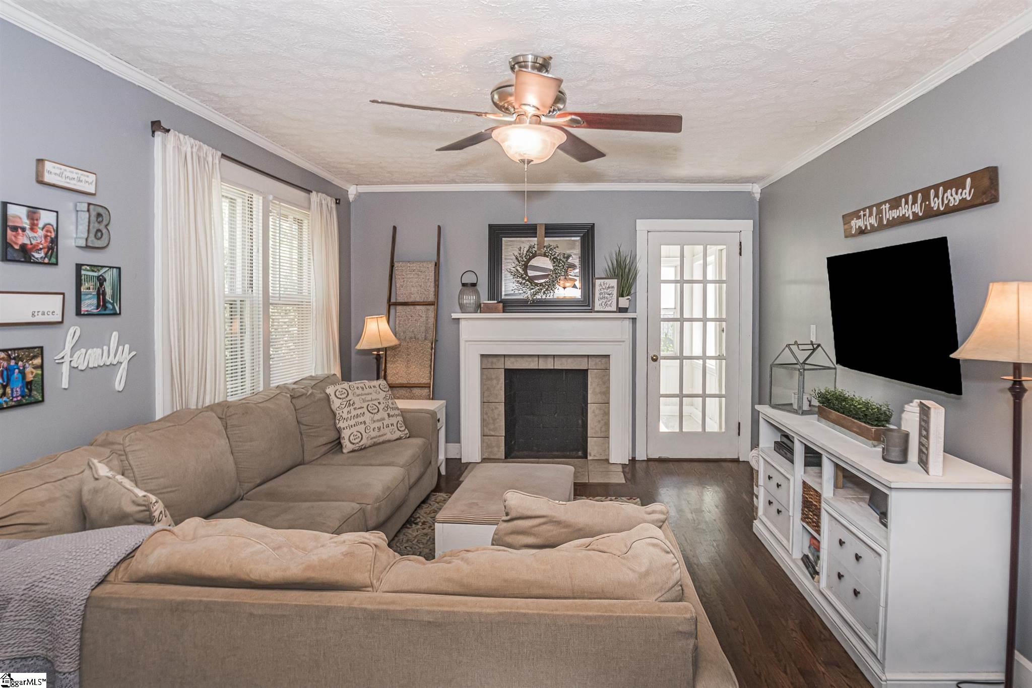 206 Tindal Road Greenville, SC 29617 - Photo 8 of 30 Gallery Image 8