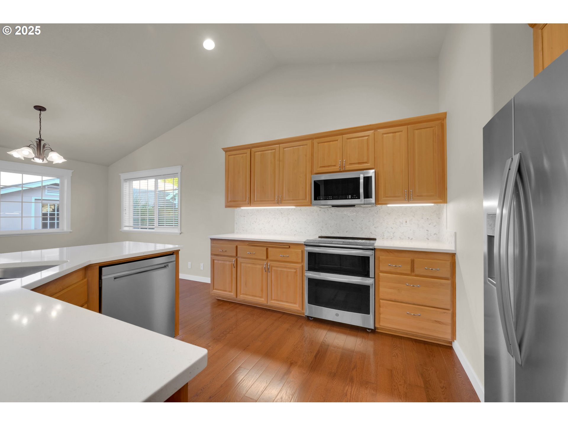 229 Mackin Avenue Eugene, OR 97404 - Photo 14 of 48