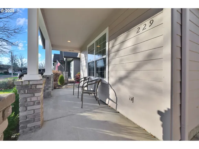 $615,000 | 229 Mackin Avenue, Eugene, OR 97404