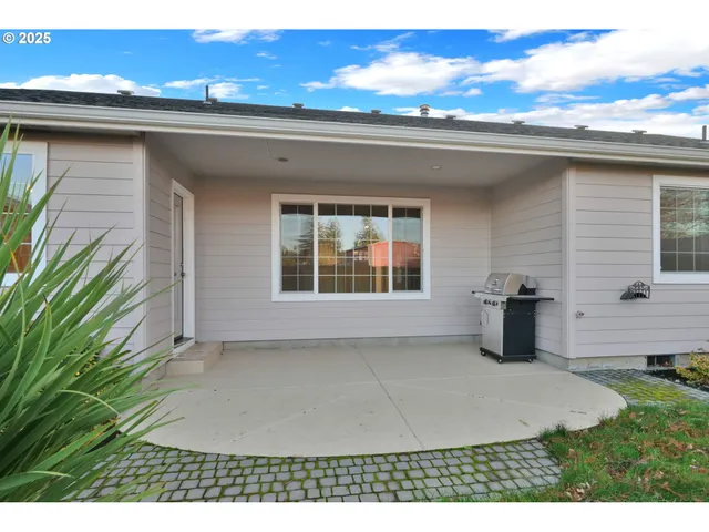 $615,000 | 229 Mackin Avenue, Eugene, OR 97404