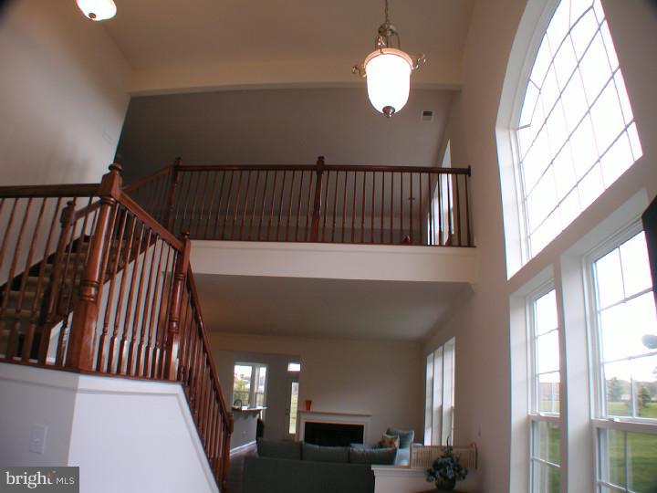 12 Hylton Road Woolwich Township, NJ 08085 - Photo 20 of 25 Foyer