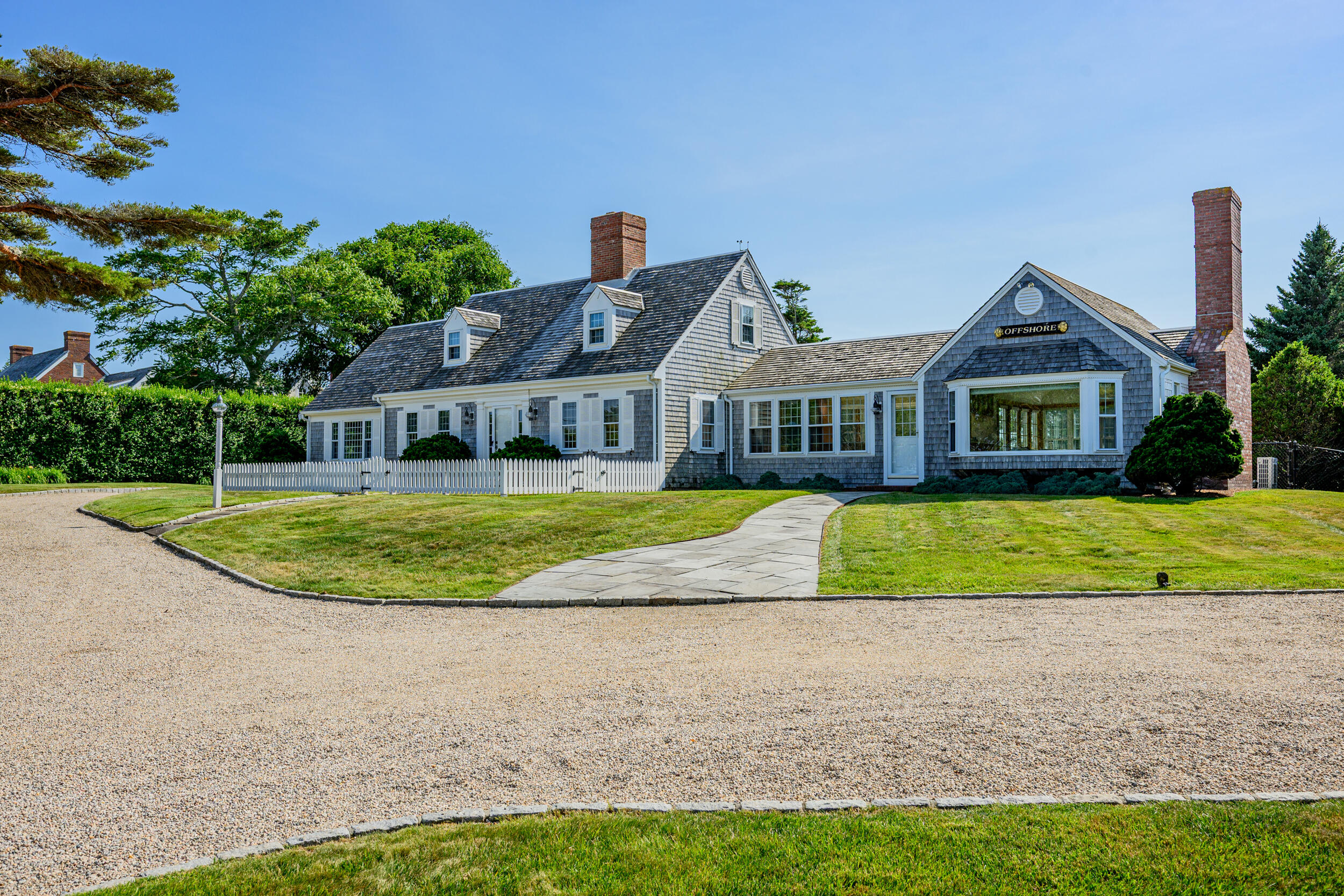 153 Shore Road Chatham, MA 02633 - Photo 9 of 59 elegant entry