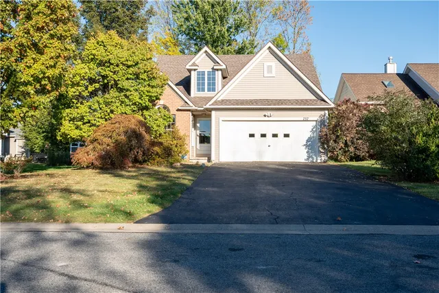 $335,000 | 757 Bel Arbor Trail, Webster, NY 14580