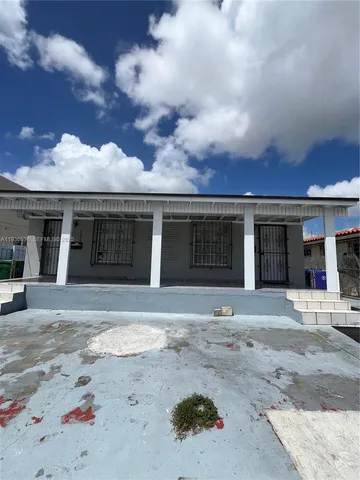 $1,500 | 1999 Northwest 2nd Street, Unit 2, Miami, FL 33125