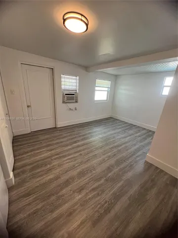 $1,500 | 1999 Northwest 2nd Street, Unit 2, Miami, FL 33125