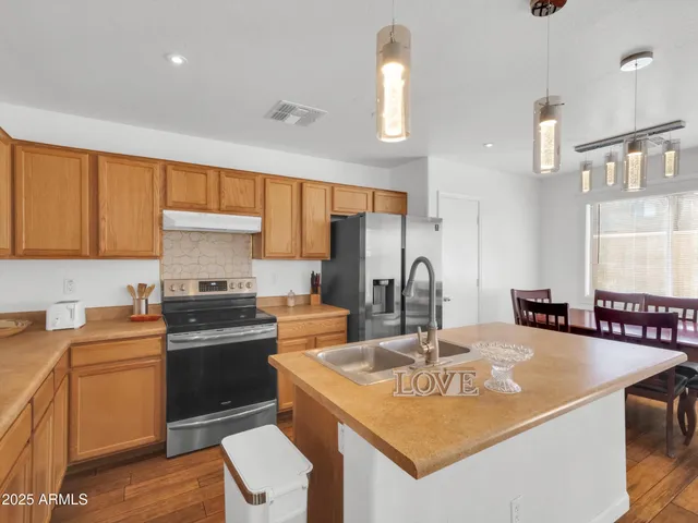 $384,900 | 10911 West Meadowbrook Avenue, Phoenix, AZ 85037