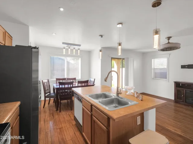 $384,900 | 10911 West Meadowbrook Avenue, Phoenix, AZ 85037