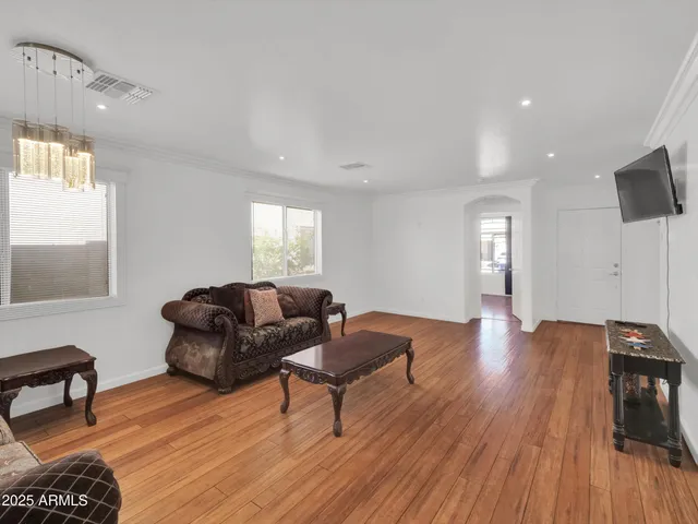 $384,900 | 10911 West Meadowbrook Avenue, Phoenix, AZ 85037