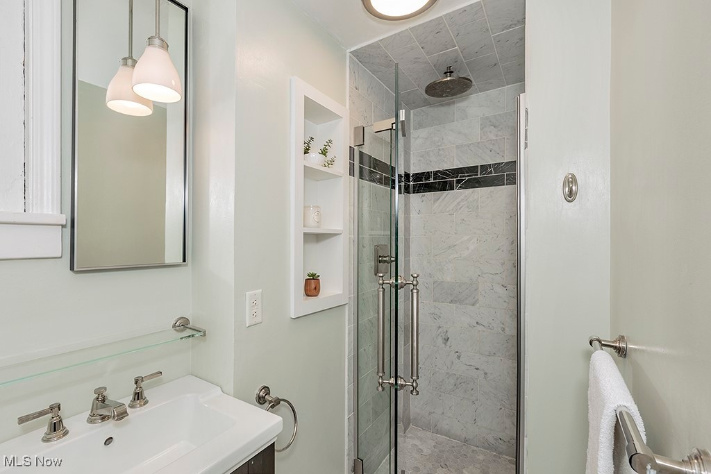 2472 Derbyshire Road, Unit 4 Cleveland, OH 44106 - Photo 20 of 27