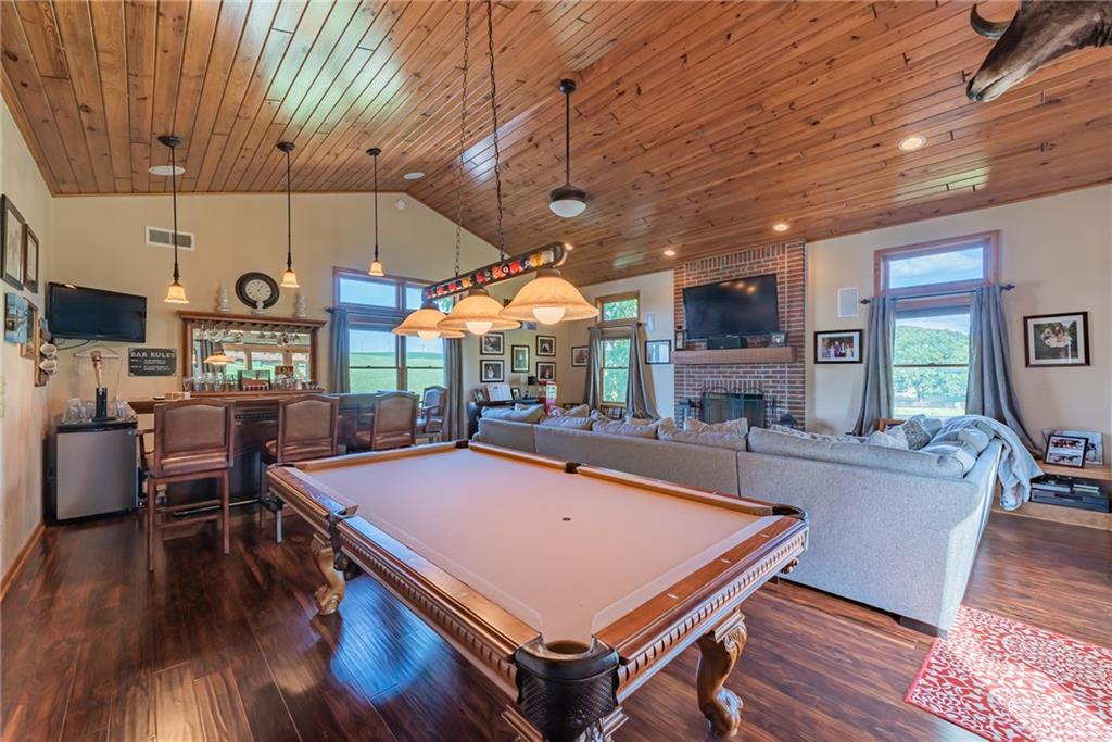 201 Tipple Row Road Luxor, PA 15662 - Photo 9 of 25 Gallery Image 9