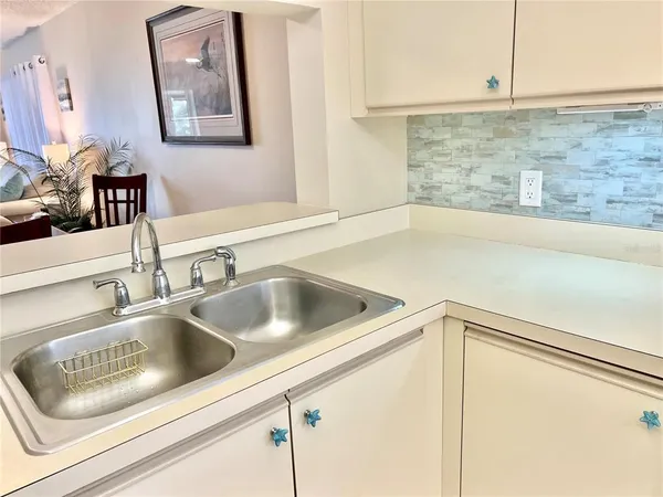 a close view of sink and tap