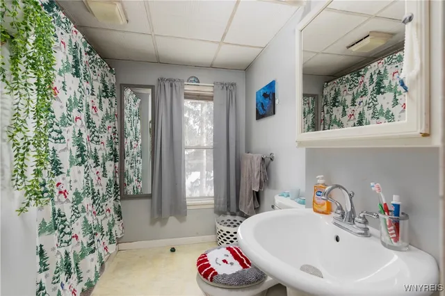 $259,000 | 28 North Davis Street, Orchard Park, NY 14127