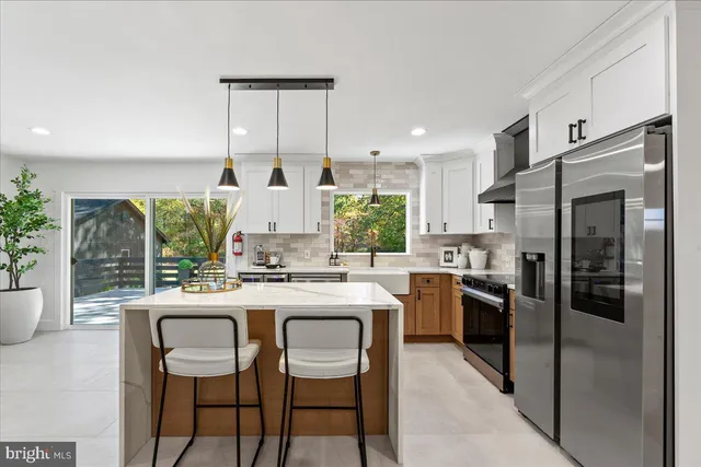 $899,999 | 309 Gordon Road, Robbinsville, NJ 08691