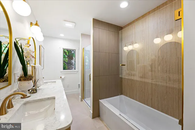 $899,999 | 309 Gordon Road, Robbinsville, NJ 08691