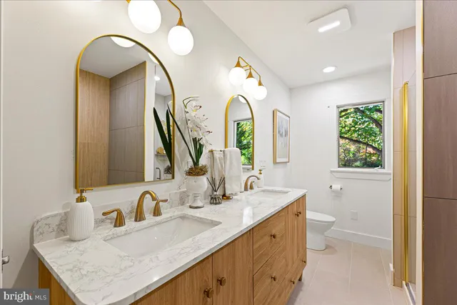 $899,999 | 309 Gordon Road, Robbinsville, NJ 08691