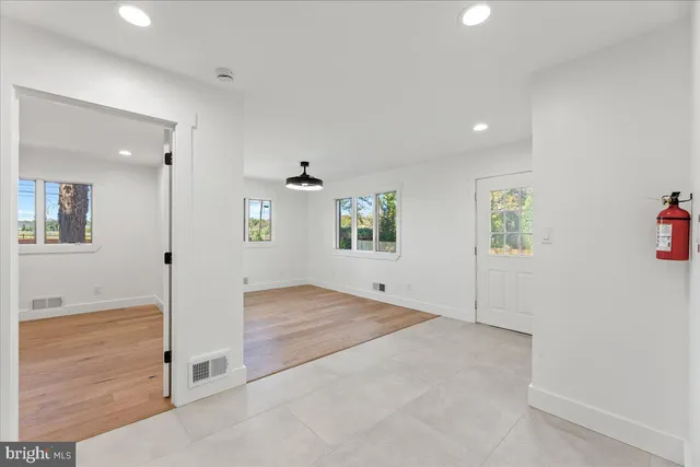 $899,999 | 309 Gordon Road, Robbinsville, NJ 08691