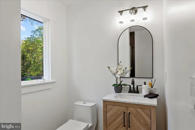 $899,999 | 309 Gordon Road, Robbinsville, NJ 08691