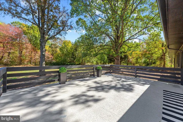 $899,999 | 309 Gordon Road, Robbinsville, NJ 08691