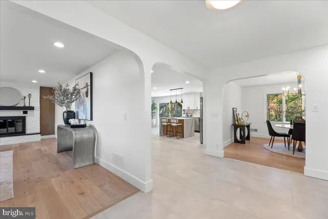 $899,999 | 309 Gordon Road, Robbinsville, NJ 08691