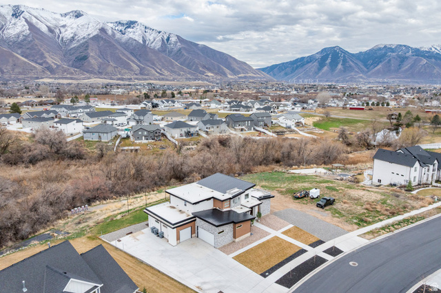 262 North Santa Fe Drive Mapleton, UT 84664 - Photo 6 of 28 Aerial perspective of suburban area featuring a mountain backdrop