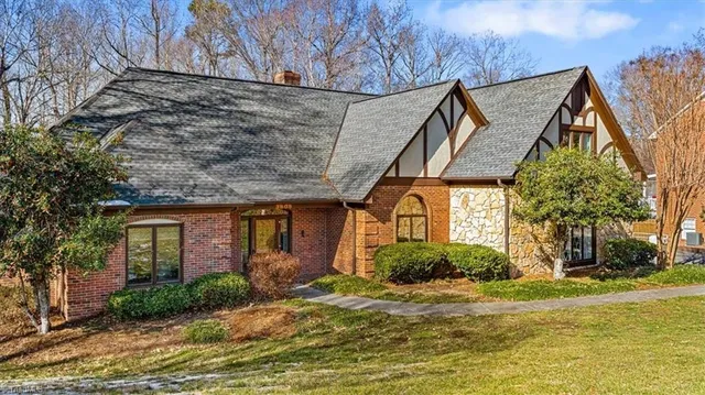 $3,950 | 3808 Waldenbrook Road, Greensboro, NC 27407