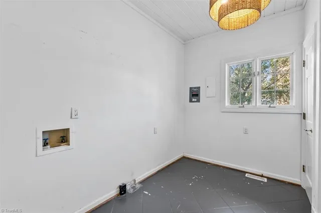 $3,950 | 3808 Waldenbrook Road, Greensboro, NC 27407