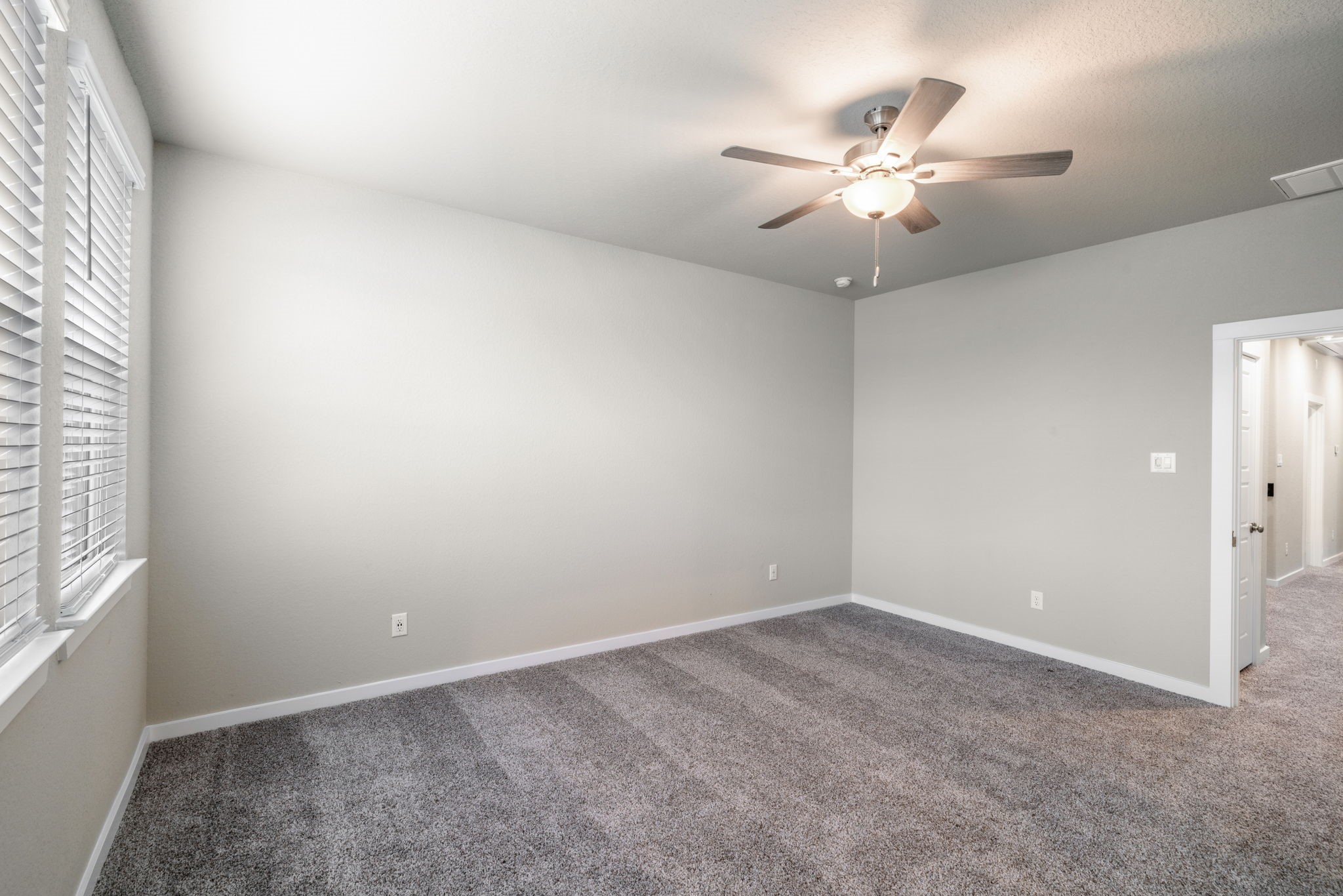 8209 Rising Stream Drive Houston, TX 77063 - Photo 25 of 37 Gallery Image 25