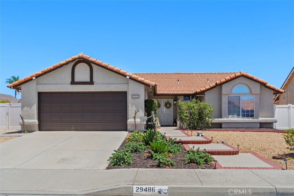 29486 Piping Rock Road Menifee, CA 92586 - Photo 4 of 42